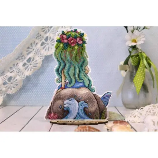 MP Studia Sea Beauty Plastic Canvas Counted Cross Stitch Kit {6}