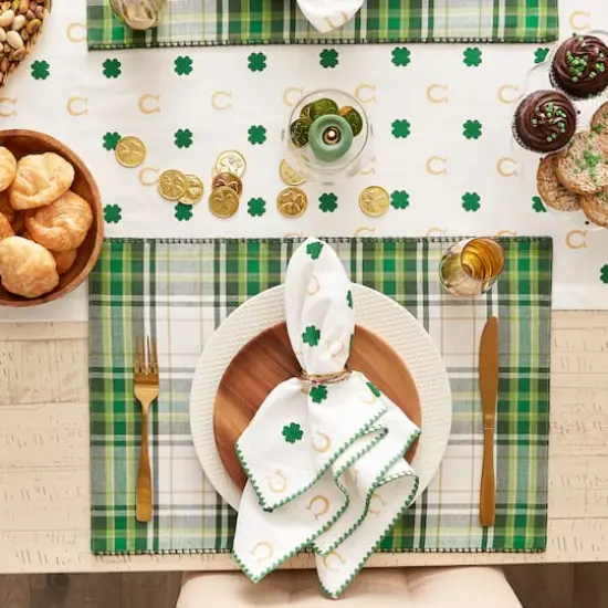 DII&reg; Clover Horseshoe Printed Napkins, 4ct. {6}