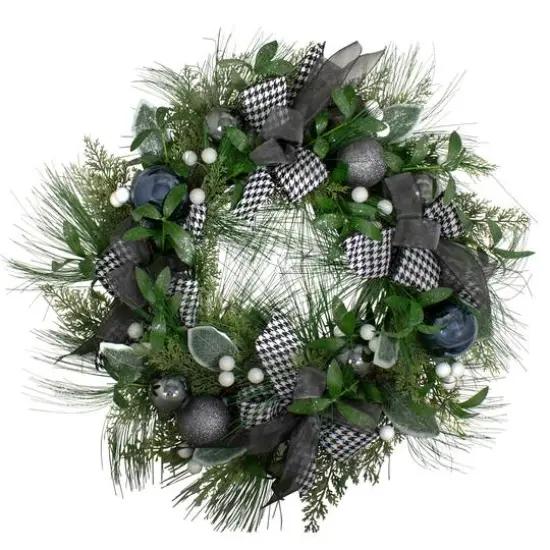 24" Houndstooth & White Berries Artificial Christmas Wreath {6}