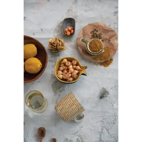 Hello Honey&reg; Hand-Painted Stoneware Measuring Cup Set {5}