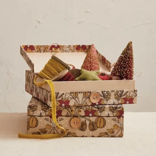 Hello Honey&reg; Multicolor Floral Wide Paper Gift Box Set {4}