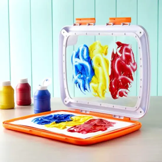 Crayola&reg; Easy-Clean Fingerpaint Set  {3}