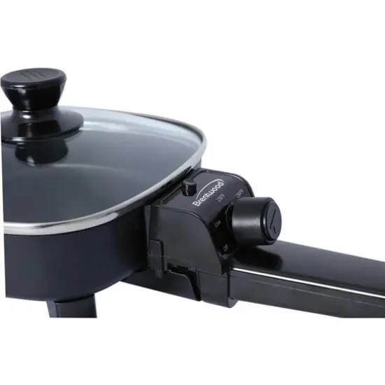 Brentwood 6" Black Nonstick Electric Skillet with Glass Lid {4}