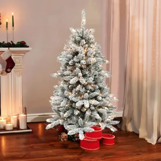 4.5ft. Pre-Lit Bennington Fir Artificial Christmas Tree, Clear Lights {3}