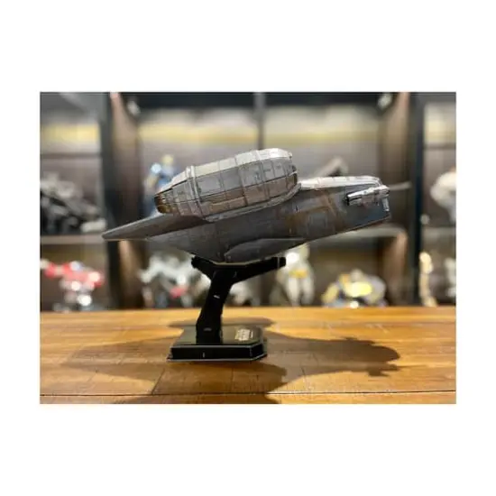 Star Wars - The Mandalorian Razor Crest Paper Model Kit: 140 Pcs {8}