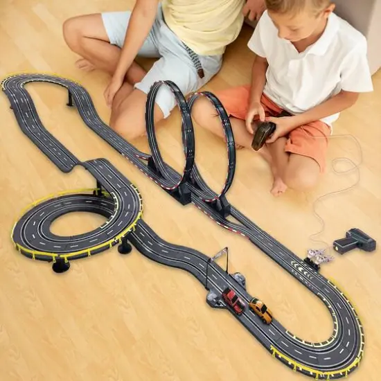 Golden Bright Metro Chase Electric Powered Ford Road Racing Play Set {4}
