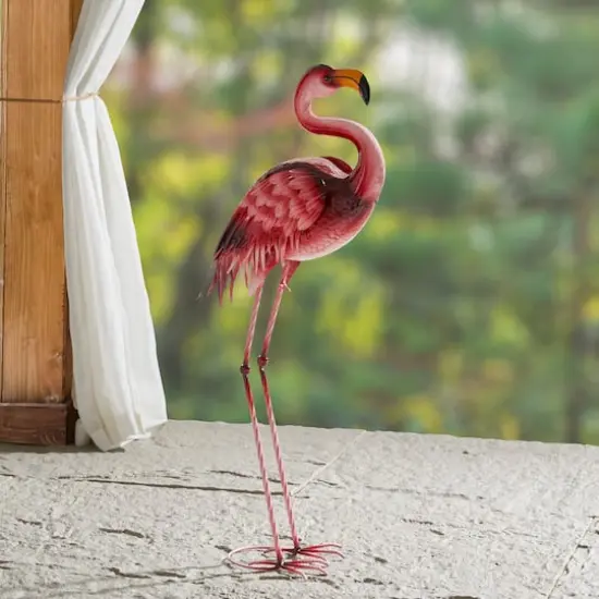 Glitzhome&reg; 35.25" Metal Standing Flamingo Garden Statue with Stakes {4}