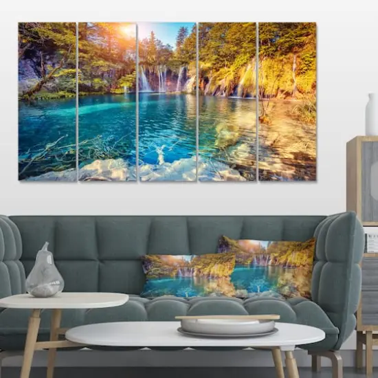 Designart - Turquoise Water and Sunny Beams - Landscape Photography Canvas Print {3}