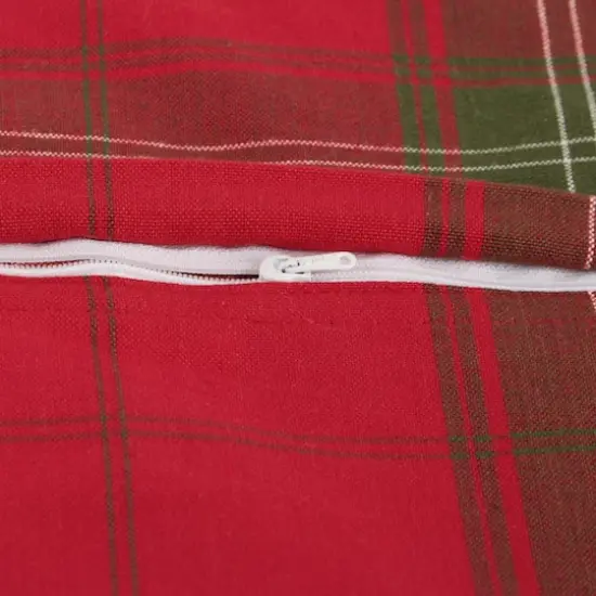 DII&reg; Traditional Christmas Plaid Pillow Cover Set {7}