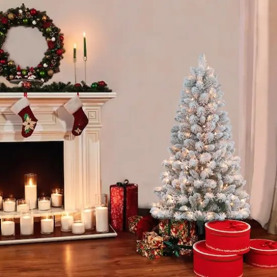 4.5ft. Pre-Lit Flocked Virginia Pine Artificial Christmas Tree, Clear Lights {4}