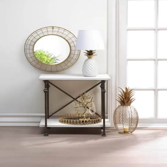 19.5" Gold Topped Pineapple Lamp {3}