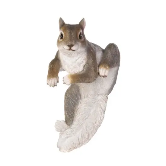 11" Climbing Chip Squirrel D&eacute;cor {1}
