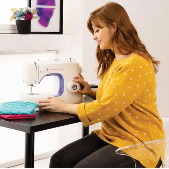 SINGER&reg; M3400 Sewing Machine {5}