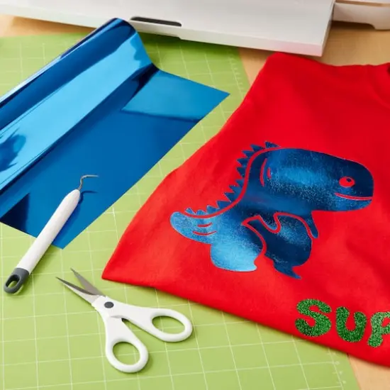 Siser&reg; Metal Heat Transfer Vinyl, 36" Blue {3}