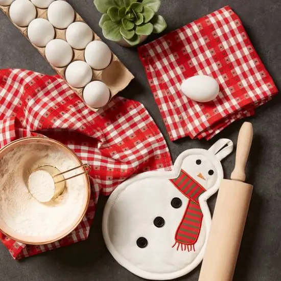 DII&reg; Cozy Snowman Potholder Gift Set {12}