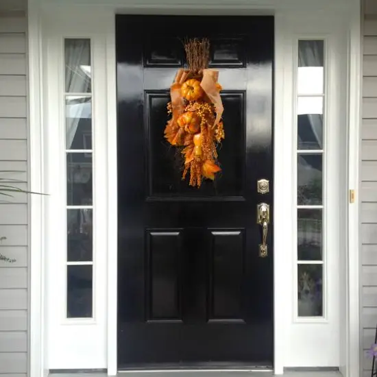 18" Teardrop with Pumpkins {3}