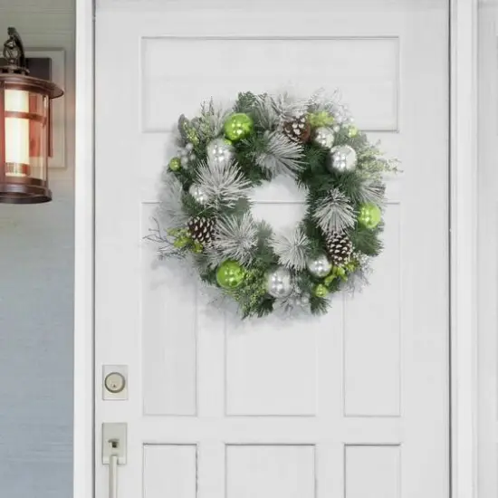 24" Green & Silver Ornament Decorated Wreath {3}