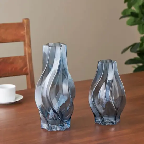 Blue Wavy Ombre Glass Vase Set {3}