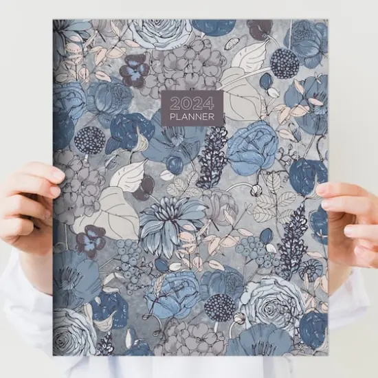 2024 Blooms of Blue Monthly Planner {7}