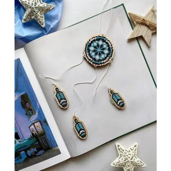 Crafting Spark Round Blue Dreamcatcher Diamond Painting on Plywood Kit {3}