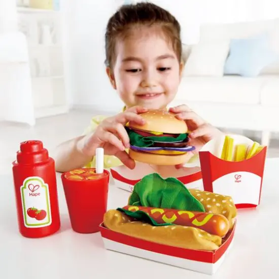 Hape Fast Food Kitchen Playset {6}