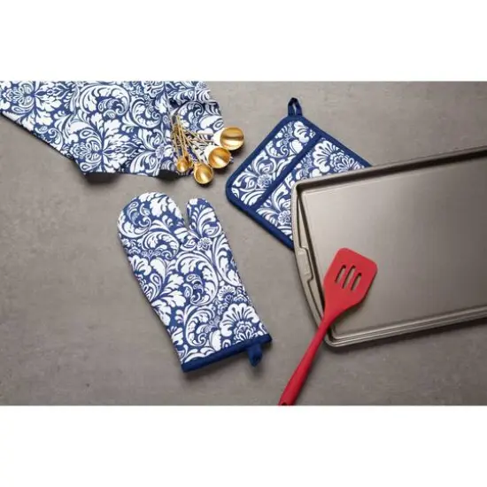 DII&reg; Damask Oven Mitt & Potholder Set Nautical Blue {6}