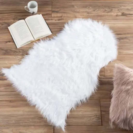 Hastings Home Faux Sheepskin Fur Rug, 2ft. x 3ft. White {8}