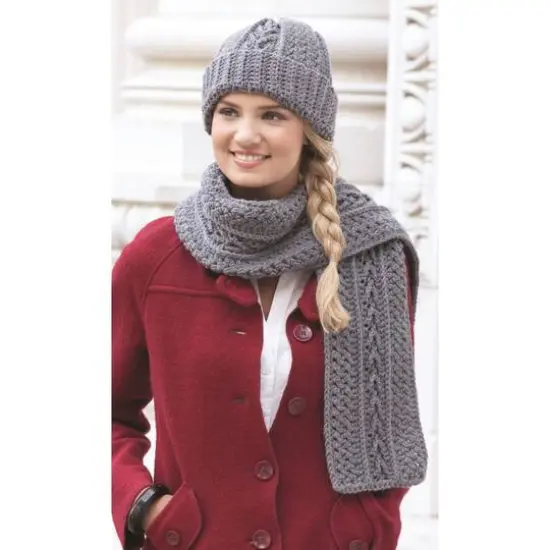 Leisure Arts&reg; Noggins and Necks Book {6}