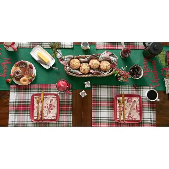 DII&reg; Christmas Plaid Placemats, 6ct. {12}