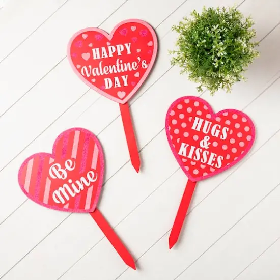 Glitzhome&reg; 15" Wooden Heart-Shaped Valentine's Yard Stakes Set {4}