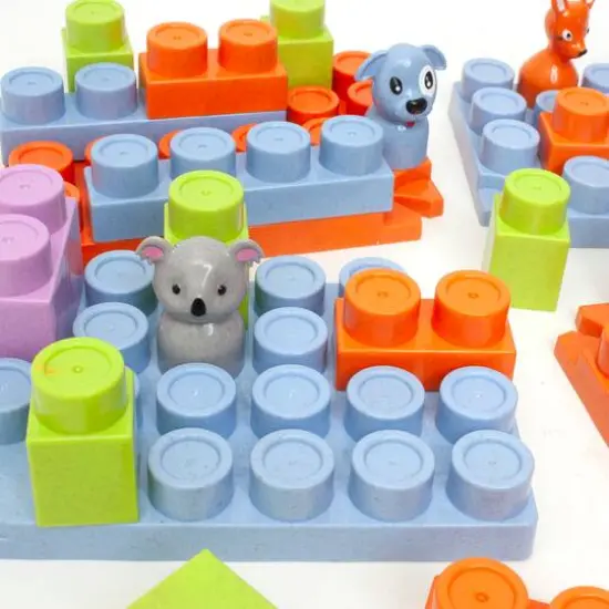 Roo Crew Crocodile Block Activity Station {6}