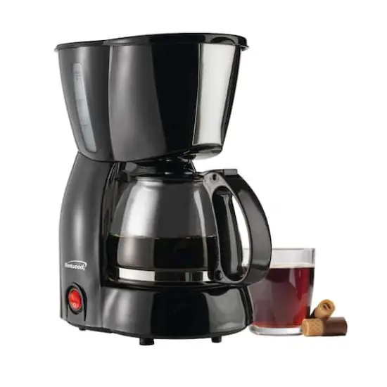 Brentwood 4-Cup Black Coffee Maker {3}
