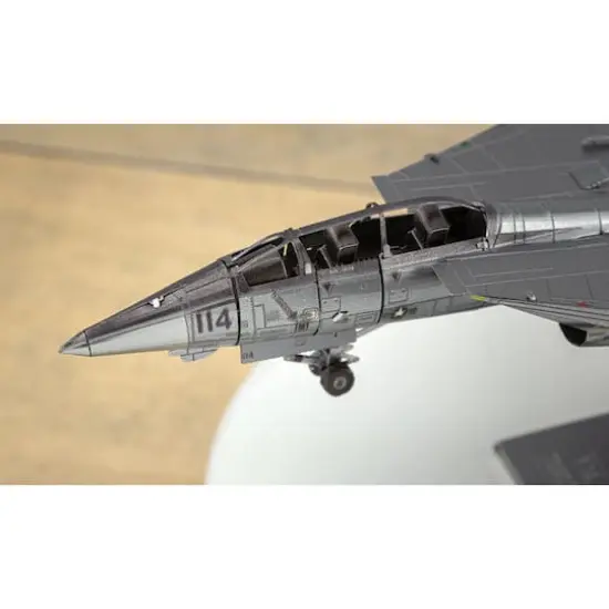 Metal Earth&reg; F-14 Tomcat&trade; Steel Model Kit {13}