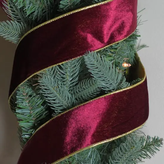 2.5" x 10yd. Wired Trimmed Christmas Ribbon {4}