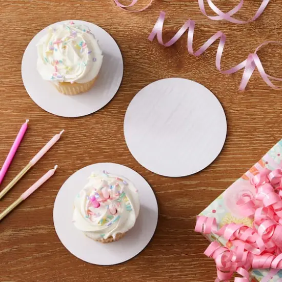 White Mini Round Cake Boards by Celebrate It&reg; {3}
