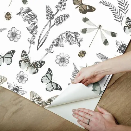 RoomMates Hidden Treasures Peel & Stick Wallpaper White {8}