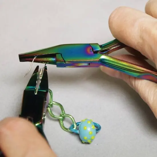 The Beadsmith&reg; Chroma Series Flat Nose Plier {7}