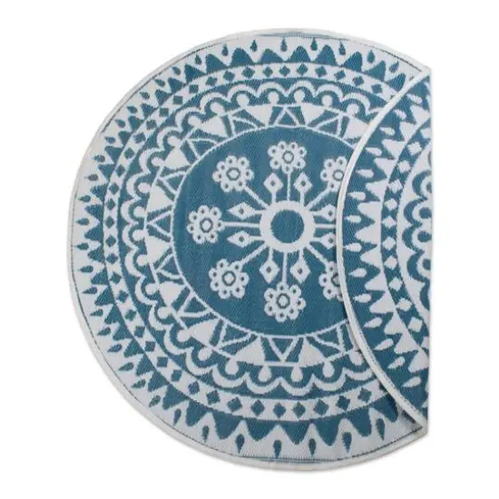 DII&reg; Round Blue Floral Outdoor Rug, 5ft. {1}