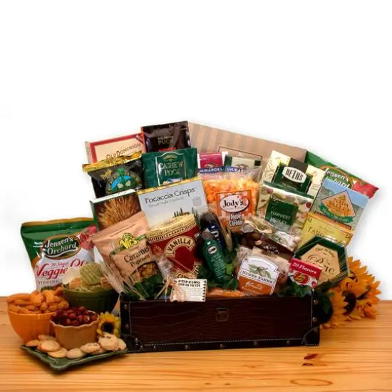 Gourmet Snacking Favorites Chest {1}