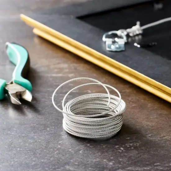 9ft. Durasteel Hanging Wire, 100lb.  {3}