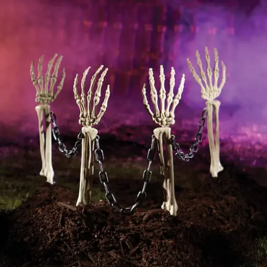 4.5ft. Skeleton Arm Fence by Ashland&reg; {3}