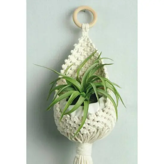 Leisure Arts&reg; Plant Pouch Macram&eacute; Kit {5}