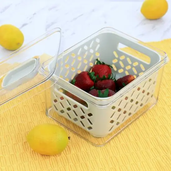 Martha Stewart Small Fresh Keeper Container Set {7}