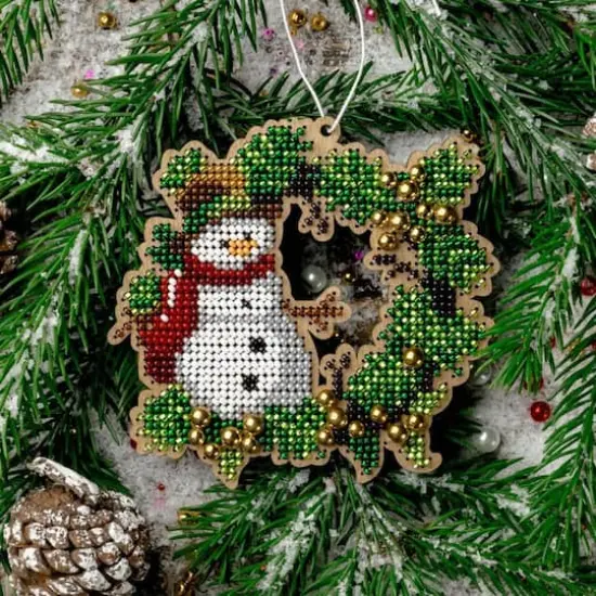 Wonderland Crafts Snowman Wreath Ornament Bead Embroidery on Wood Kit {3}