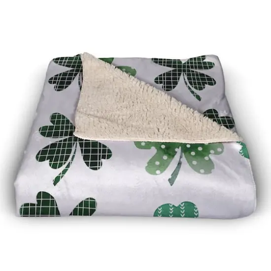 Shamrock Pattern 50" x 60" Sherpa Fleece Blanket {3}