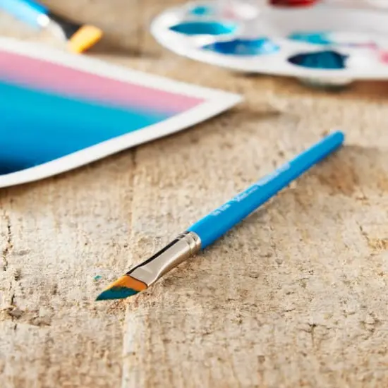 Princeton&trade; Select&trade; Artiste Series 3750 Short Handle Dagger Striper Brush {3}