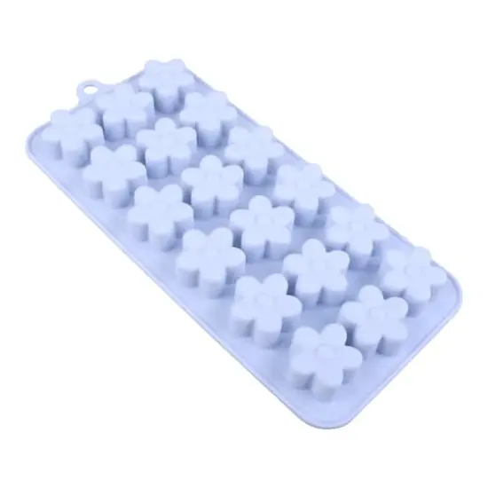 Daisy Flower Silicone Candy Mold by Makery&trade; {3}