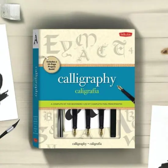 Walter Foster Beginner's Calligraphy Kit {1}