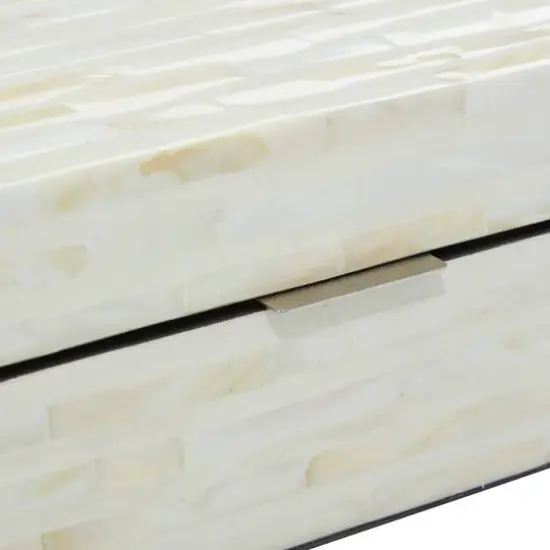 White Shell Coastal Box Set {5}