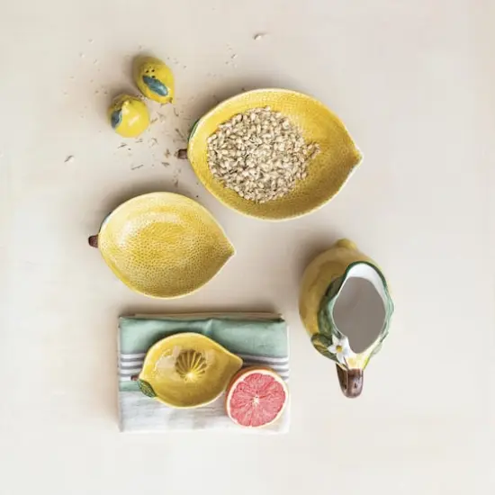 Hello Honey&reg; 6" Countryside Citrus Stoneware Lemon Juicer {4}